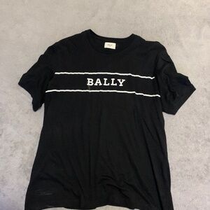 2x BALLY t shirt